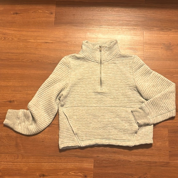 Athleta Top - Picture 1 of 3